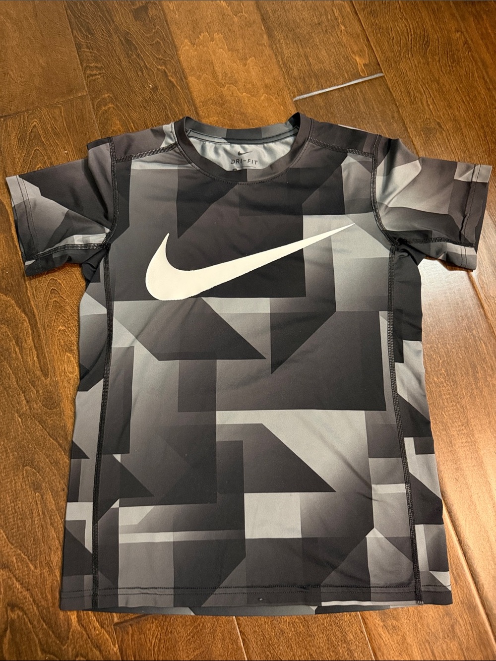 Boys Nike Black & Gray Geometric Dri-FIT Tee